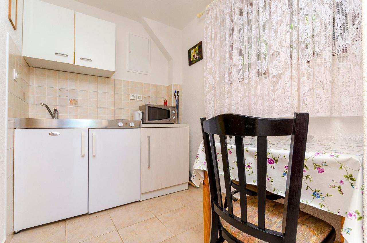 Apartments Marijana Trogir Bagian luar foto