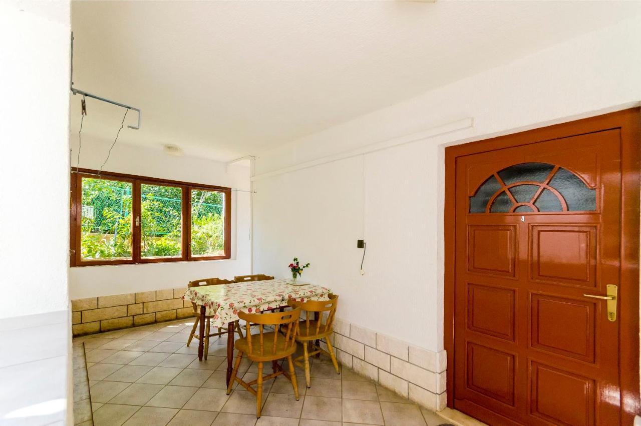 Apartments Marijana Trogir Bagian luar foto